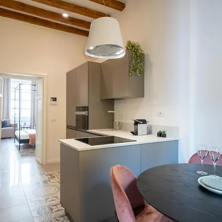 Navigli - Via Vigevano Apartment